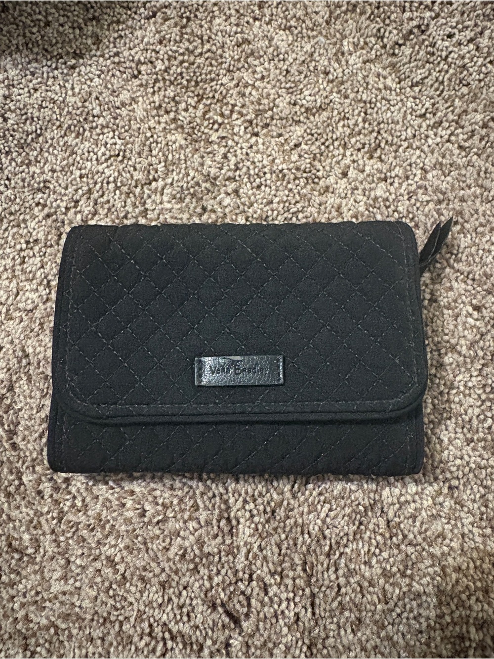 Vera Bradley Black Quilted Compact Wallet with Logo Plaque - Picture 1 of 7